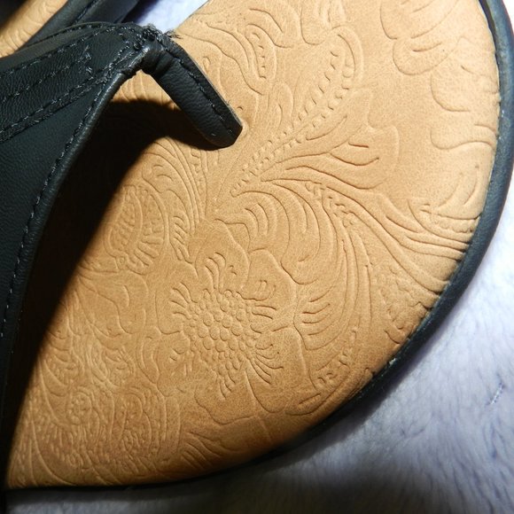 Boc Leather Cushioned Comfort Slide on Sandals Black & Yellow Poppy NEW/NWT! - Picture 9 of 15